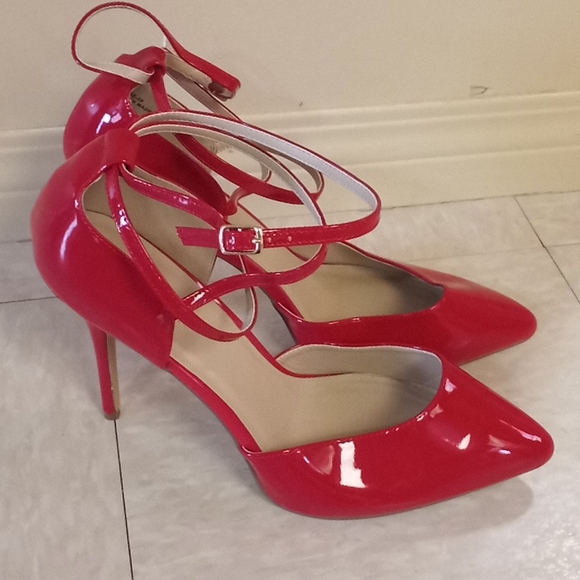 Red Pumps with Criss-cross Ankle Straps - Picture 1 of 3
